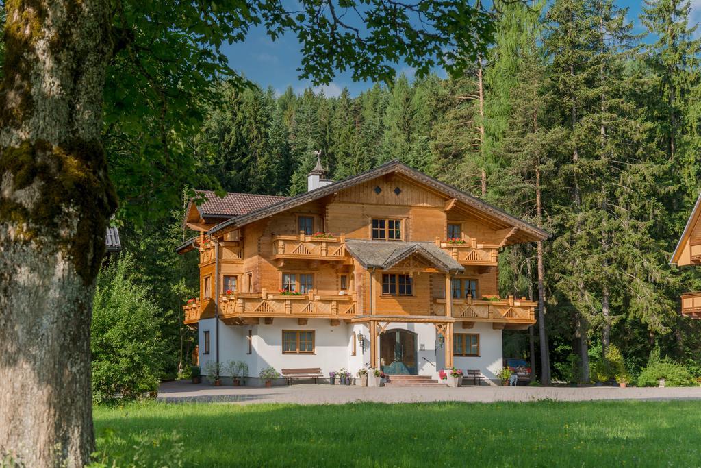 Bio-Holzhaus Und Landhaus Heimat Ramsau am Dachstein Esterno foto