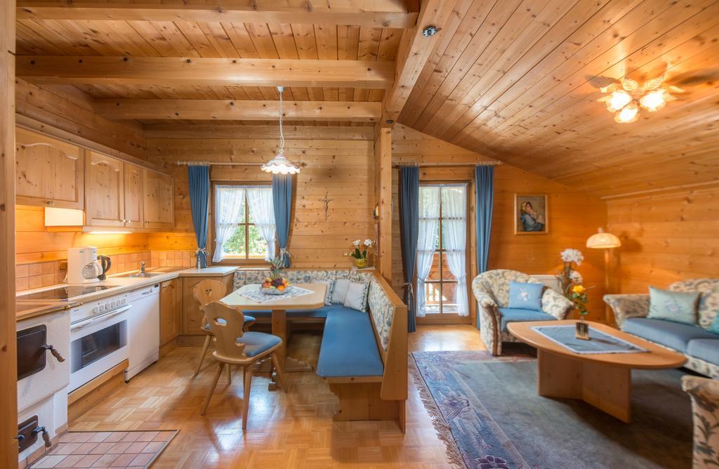 Bio-Holzhaus Und Landhaus Heimat Ramsau am Dachstein Esterno foto