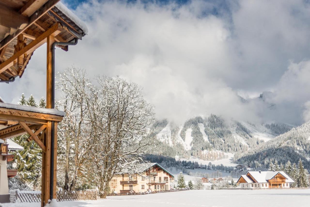 Bio-Holzhaus Und Landhaus Heimat Ramsau am Dachstein Esterno foto